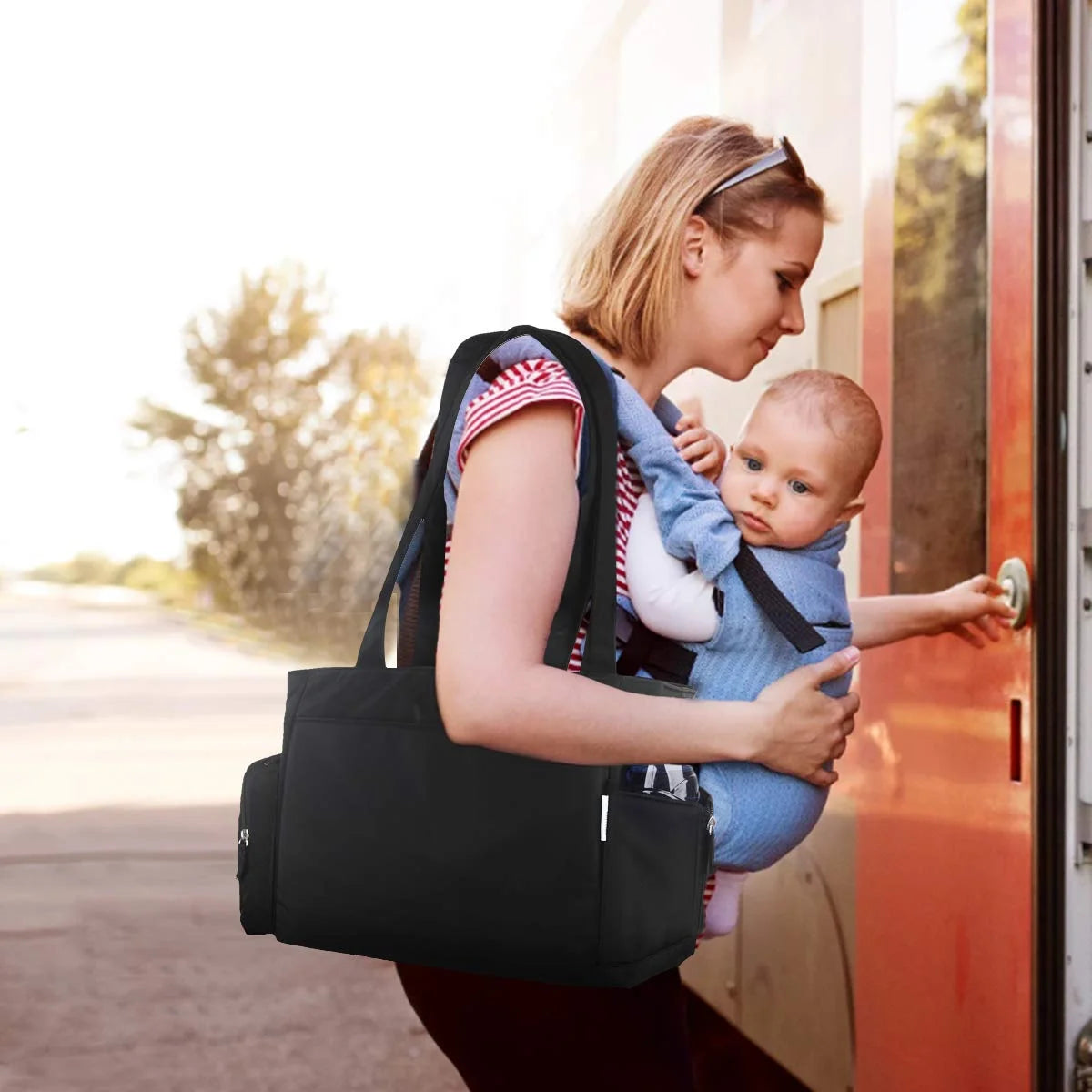 Multi-Functional Baby Nappy Changing/Breastpump Tote Bag with Breast Milk Cooler Pack (4 Refrigerants & 4 Bottles) for Work/Travel, Black